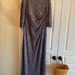 Jessica Howard Gray Lace Ruched Maxi Dress Beads Sequins Lined Size 16